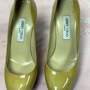 Jimmy Choo-London-Women-Beige Patent Leather heel Dress shoes.US Sz-9.5./Eur-40.